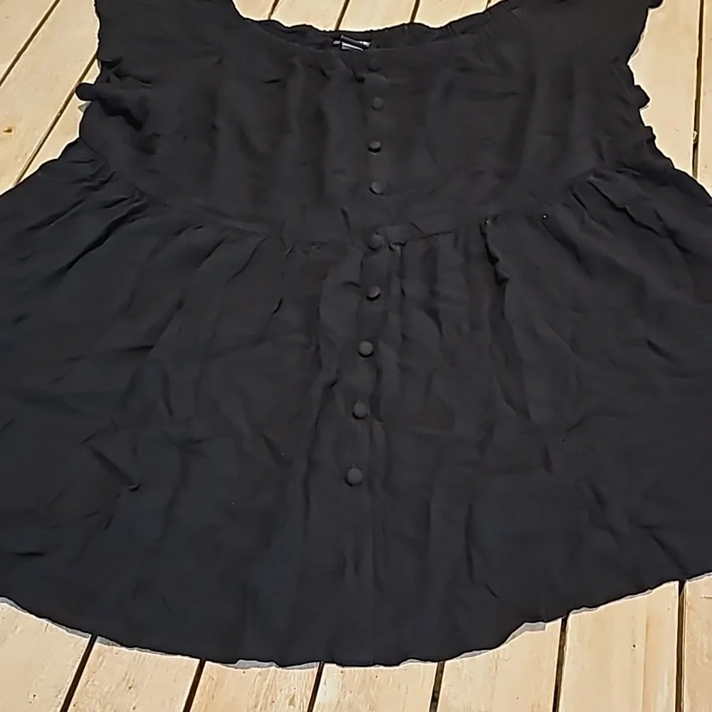 Torrid 3xl Black Tank with buttons - Picture 3 of 4